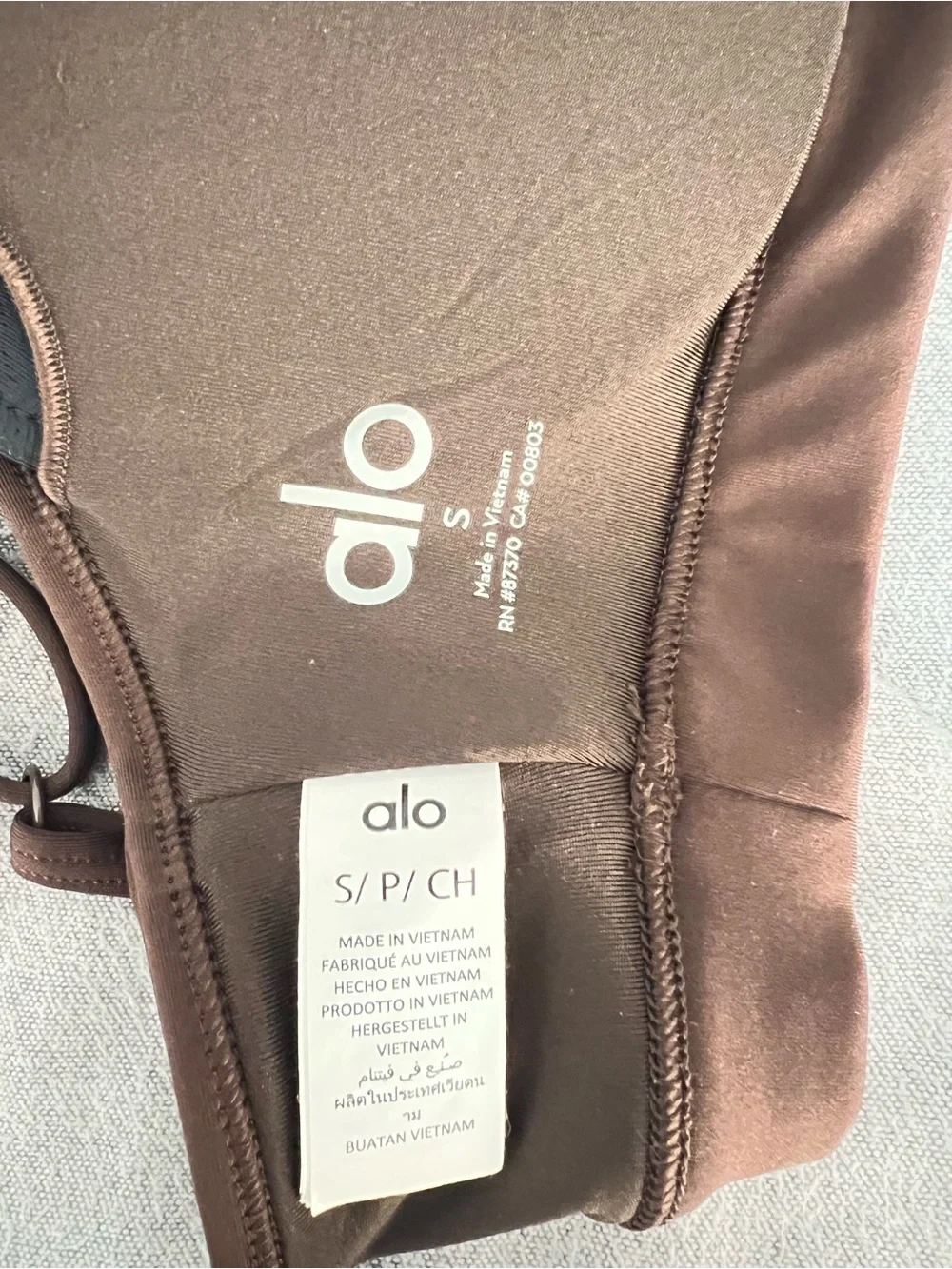 ALO Airlift Intrigue Bra in Espresso
